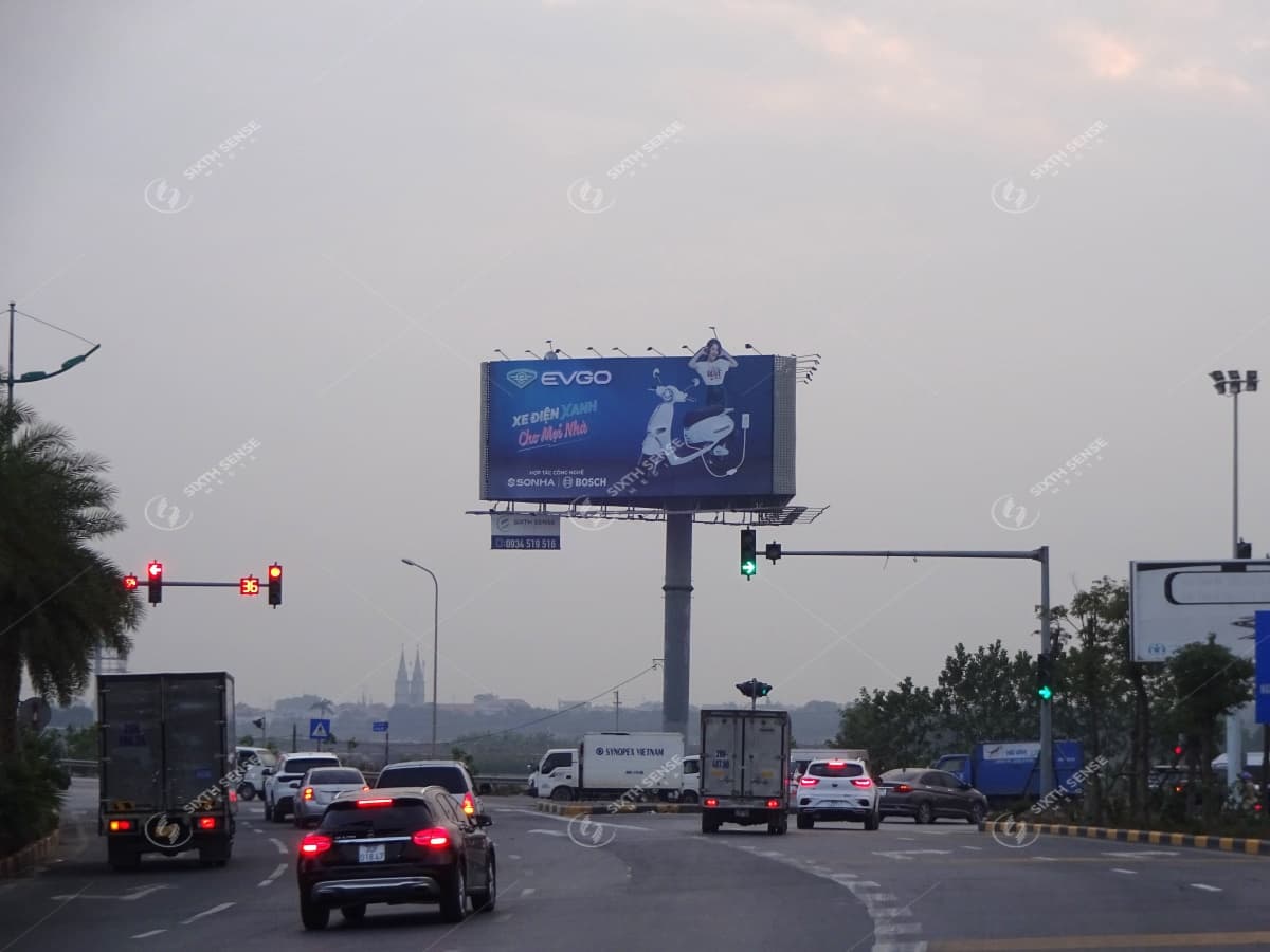 billboard quảng cáo