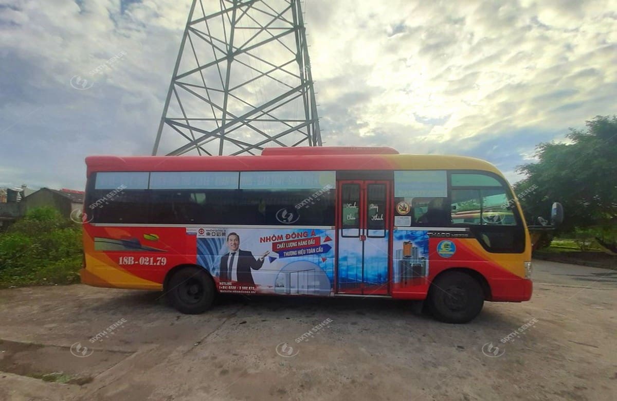Nhôm Đông Á quảng cáo trên xe bus Nam Định