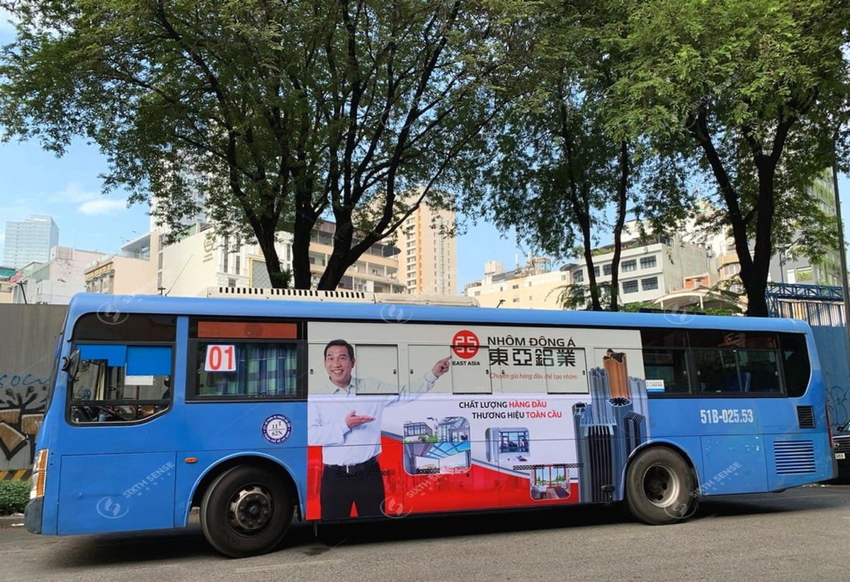 Nhôm Đông Á quảng cáo trên xe bus TPHCM