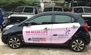 Quảng cáo trên xe ô tô cá nhân cho Bảo hiểm MB Ageas Life