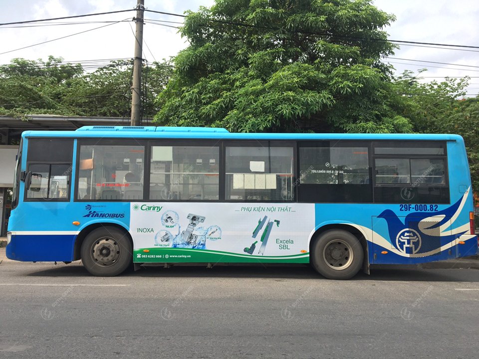 Phụ kiện nội thất Cariny và quảng cáo xe bus Hà Nội