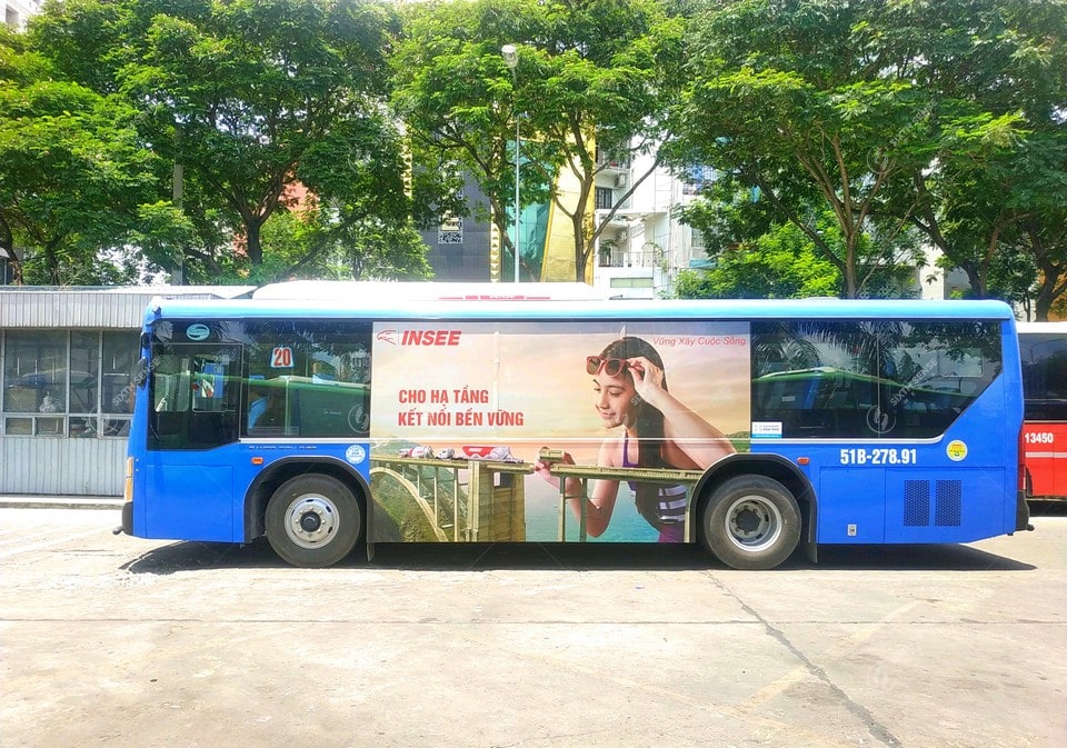 Dự án quảng cáo trên xe bus cho Xi măng INSEE