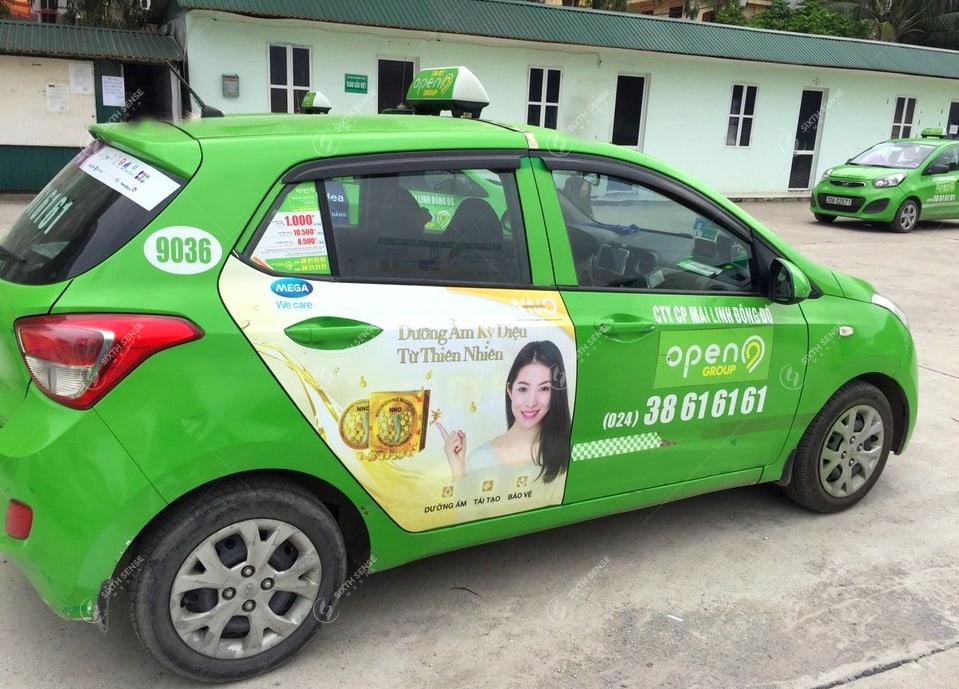 Mega Wecare quảng cáo trên xe taxi năm 2018