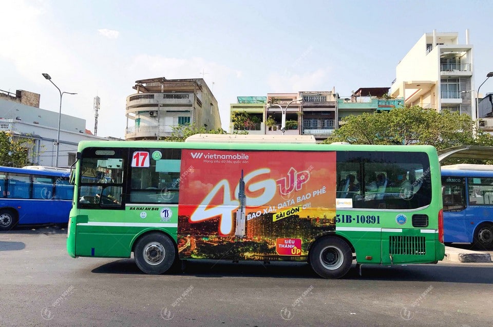 Chiến dịch quảng cáo trên xe bus của Vietnamobile tại TPHCM