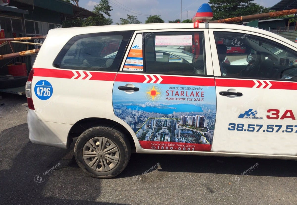 Quảng cáo trên xe taxi Group giới thiệu Khu đô thị Starlake
