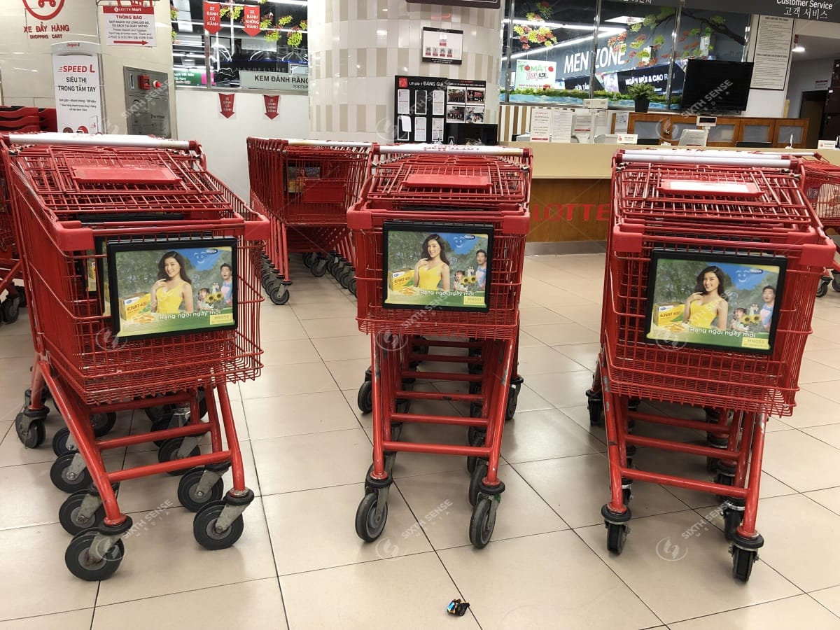 Quảng cáo xe đẩy siêu thị Lotte cho Viên uống Enat 400
