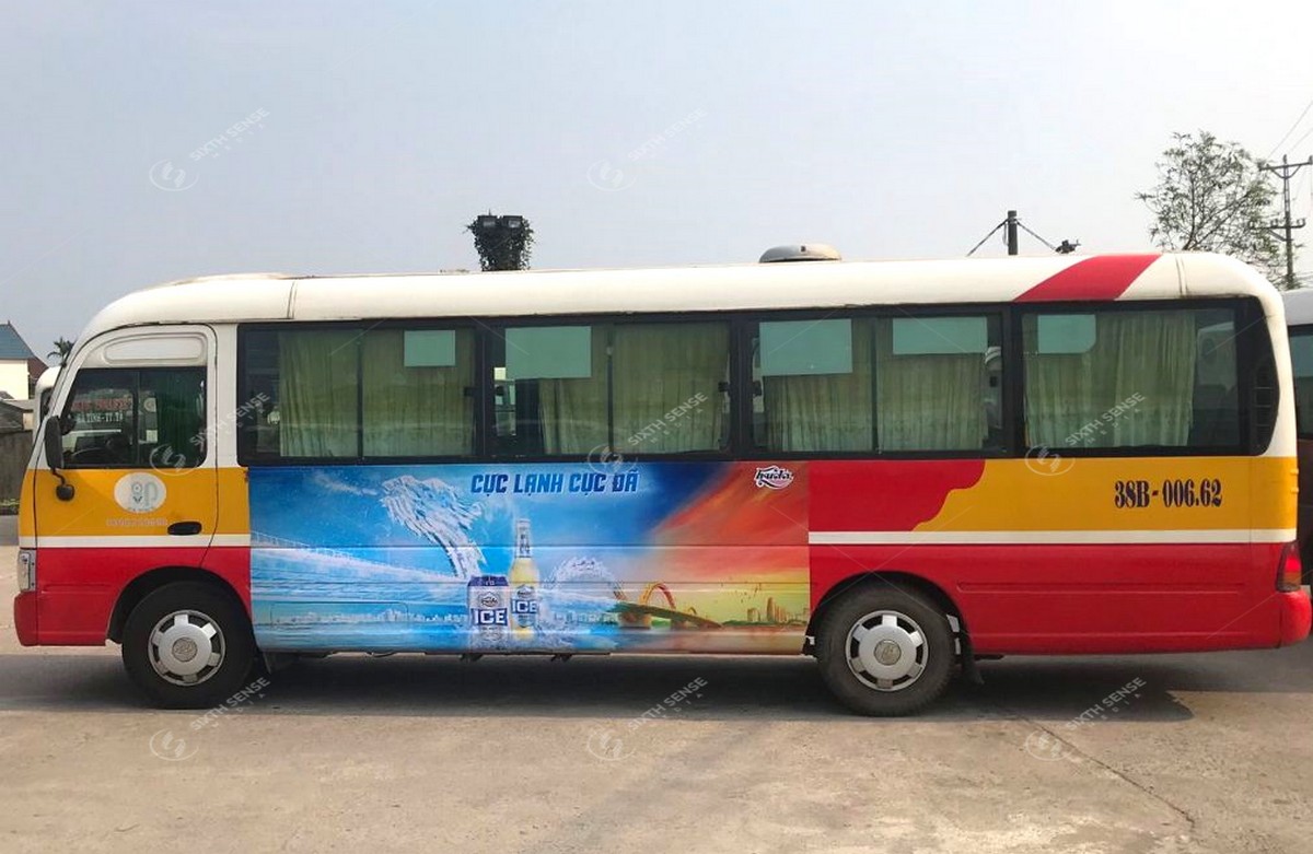 Bia Huda Ice Blast quảng cáo trên xe buýt tại Hà Tĩnh