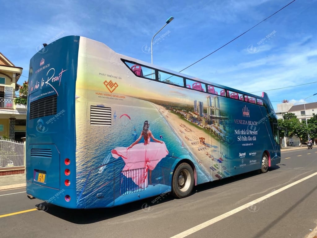 Roadshow xe bus 2 tầng giới thiệu dự án Venezia Beach Hồ Tràm tại Long Khánh