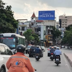 Pano quảng cáo chân cầu Lạc Long, Hạ Lý, Hồng Bàng, Hải Phòng