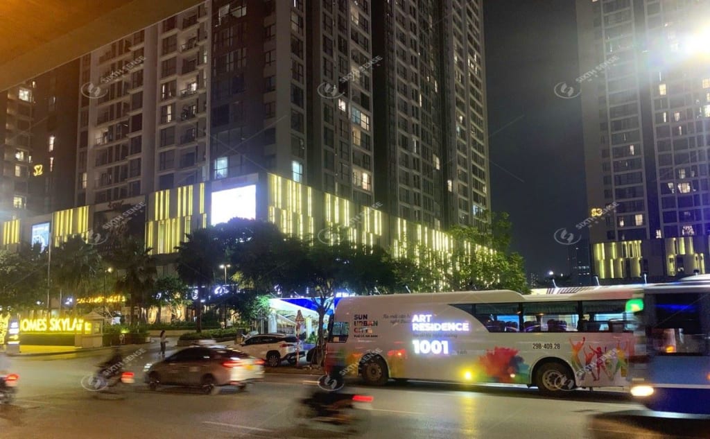 Luxury roadshow ô tô 45 chỗ ấn tượng giới thiệu về Sun Urban City