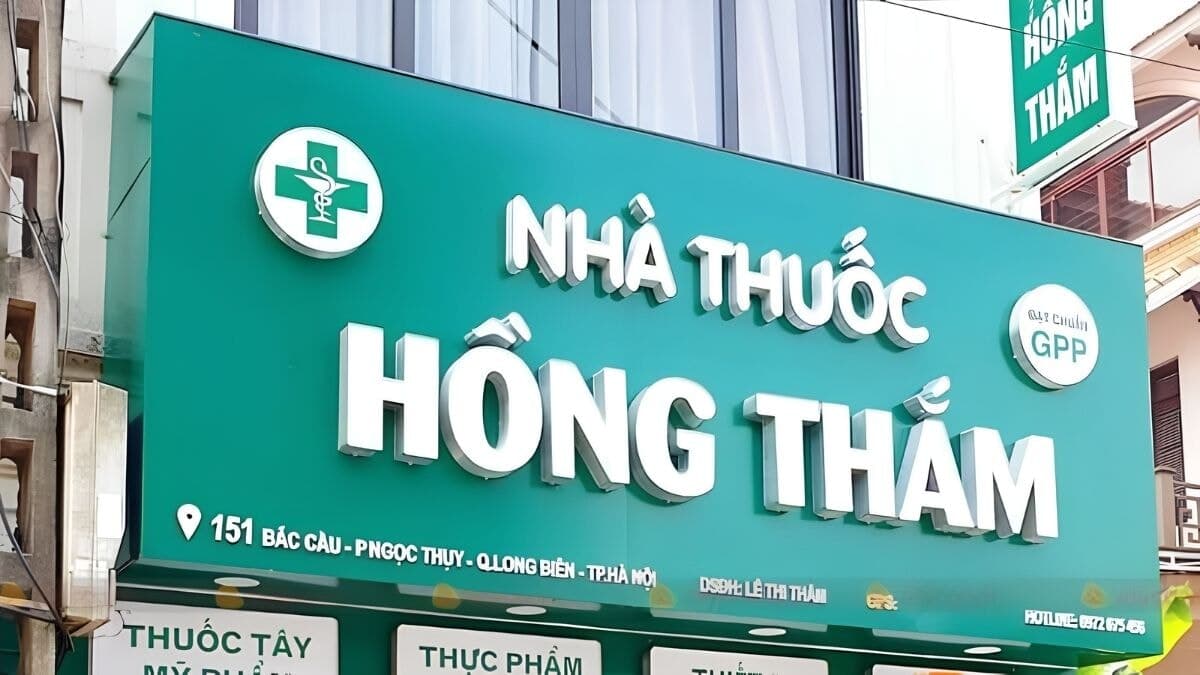Mẫu Biển Quảng Cáo Nhà Thuốc Mặt Tiền Nhỏ 4