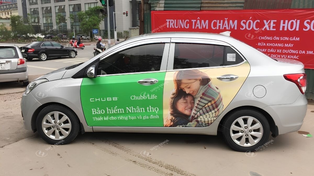Báo Giá Mức Thu Nhập Dán Quảng Cáo Trên Xe Ô Tô Cho Tài Xế