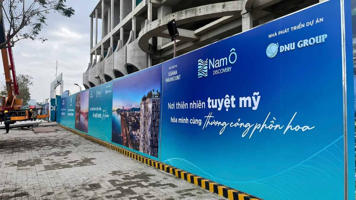 Kích Thước Bảng Quảng Cáo Gắn Trên Công Trình Xây Dựng