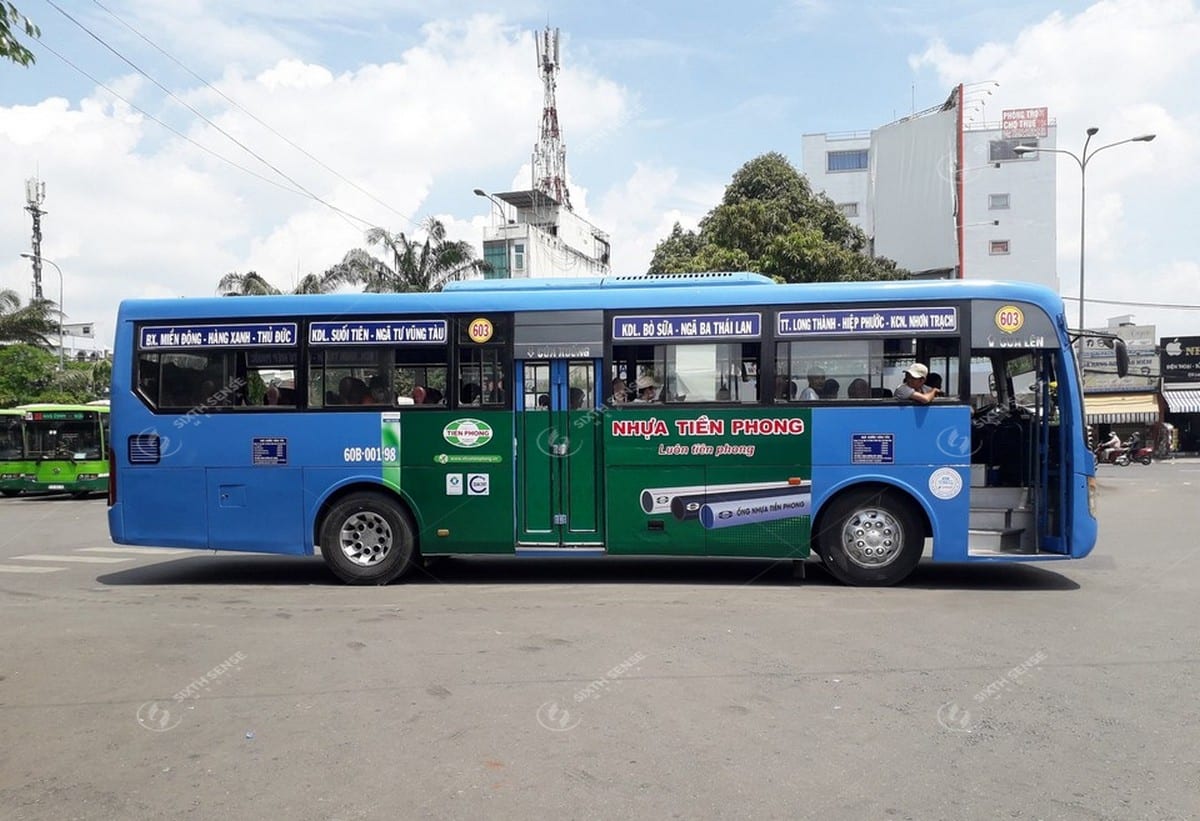 Nhựa Tiền Phong quảng cáo trên xe bus tại 6 tỉnh, thành phố