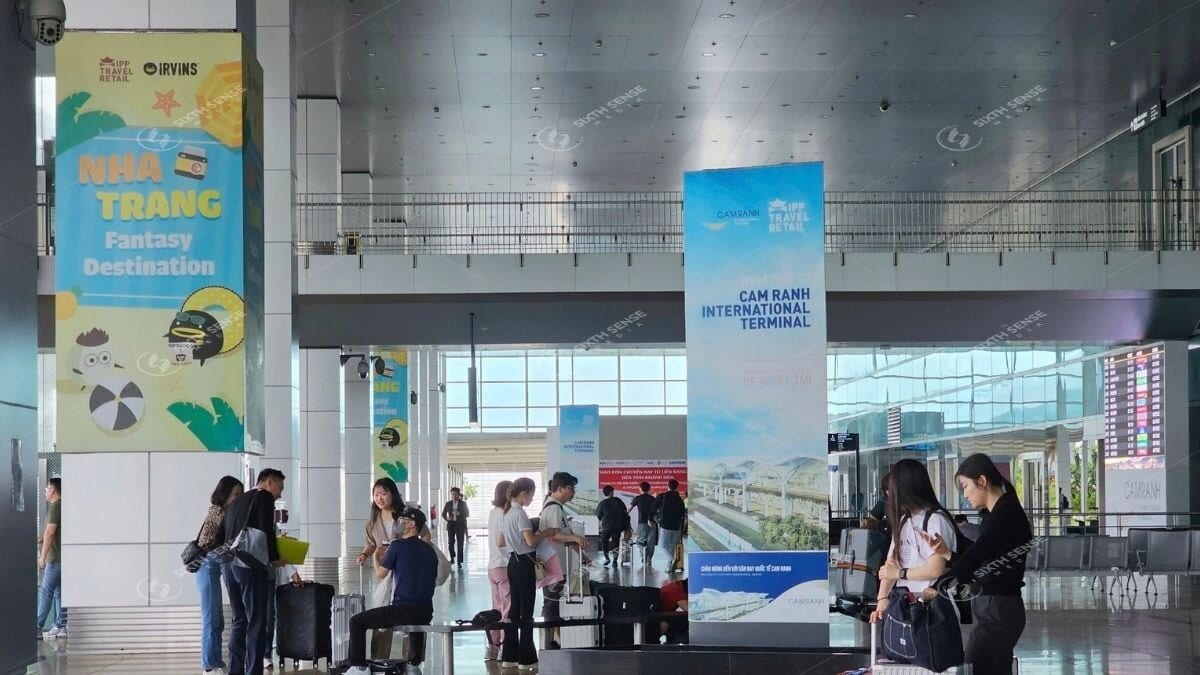 Quảng Cáo Decal sân bay Cam Ranh