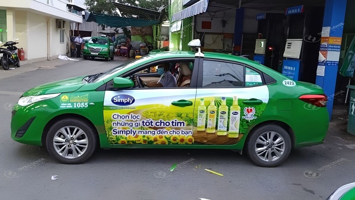 Chiến dịch quảng cáo dầu ăn Simply trên dàn xe Taxi Mai Linh 3