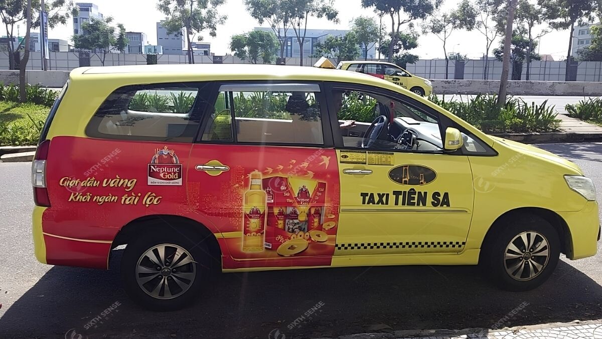 Quang Cao Taxi Tien Sa (2)