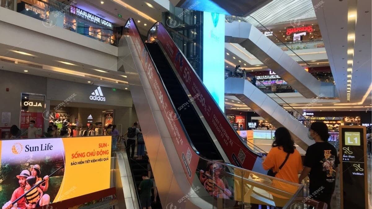 Quảng Cáo Thang Cuốn Là Gì?