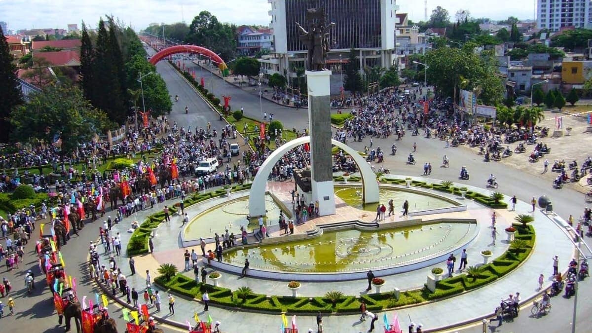 Thị Trường Quảng Cáo Xe Bus Đắk Lắk