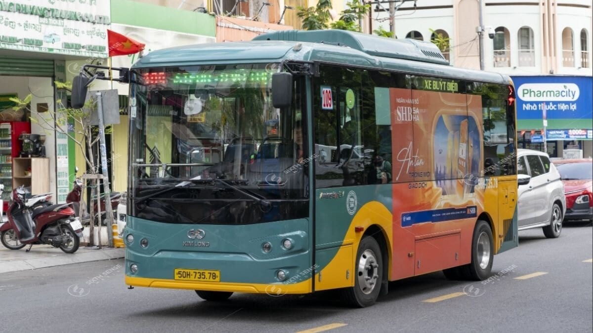 Báo Giá Quảng Cáo Trên Xe Phương Trang 2026