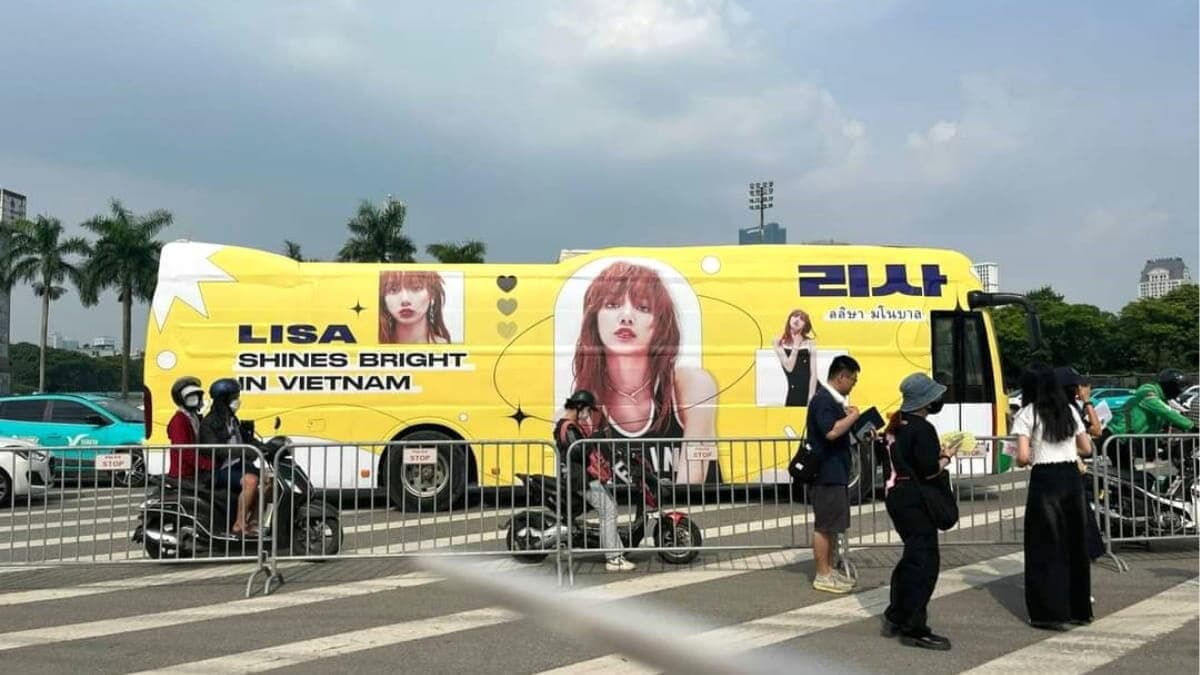 Hình Thức Tổ Chức Chạy Roadshow Tại TP Hồ Chí Minh- Roadshow Xe 45 Chỗ 