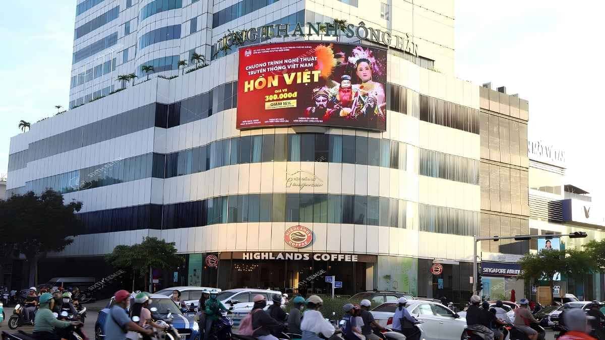 Nhược Điểm Của Quảng Cáo Ngoài Trời- Chi Phí Đầu Tư Ban Đầu Có Thể Cao
