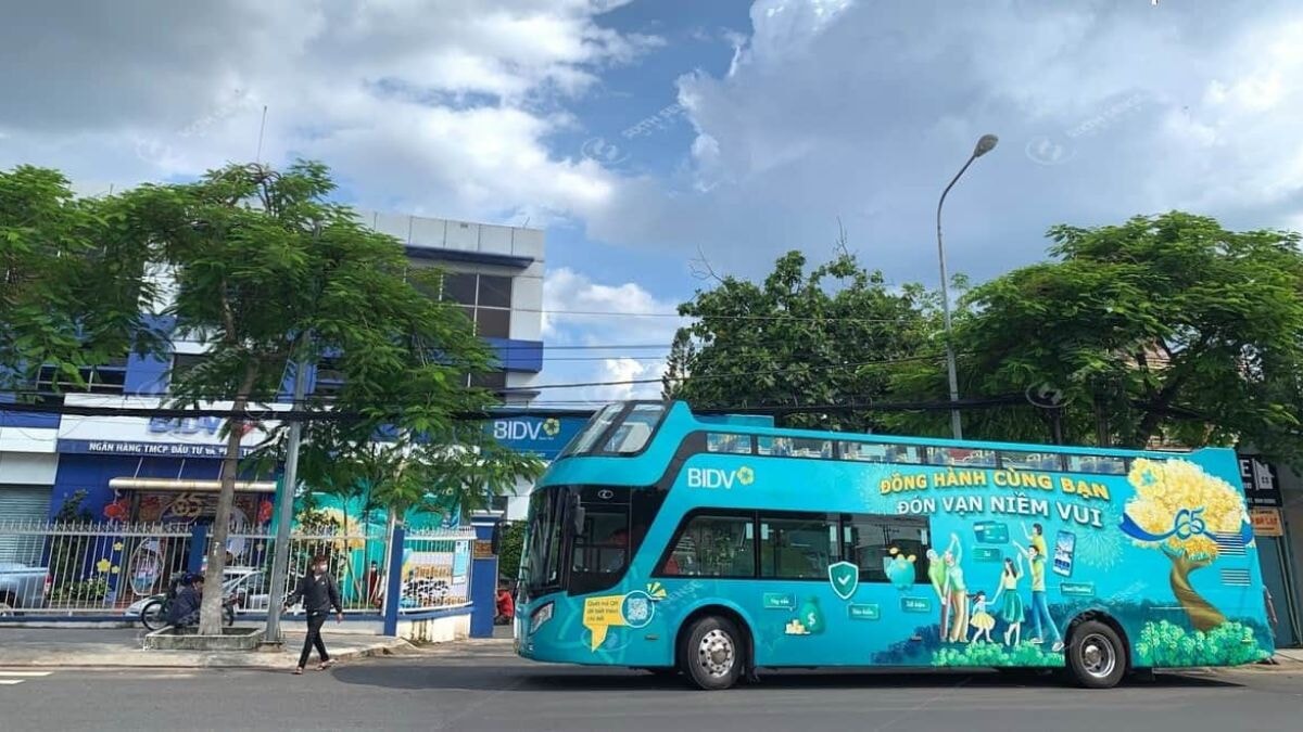Roadshow Xe Bus 2 Tầng Dán Decal