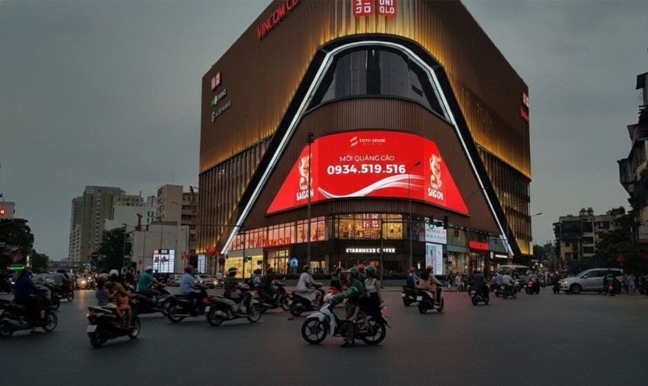 Màn Led quảng cáo tại Vincom Phạm Ngọc Thạch, Hà Nội