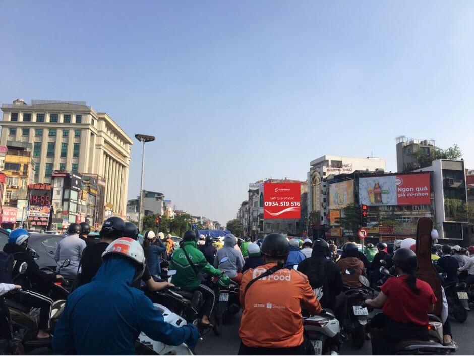 Pano Ha Noi O Cho Dua