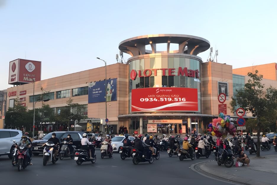 Màn Led tại Lotte Mart 467 Nguyễn Hữu Thọ, Quận 7, TPHCM