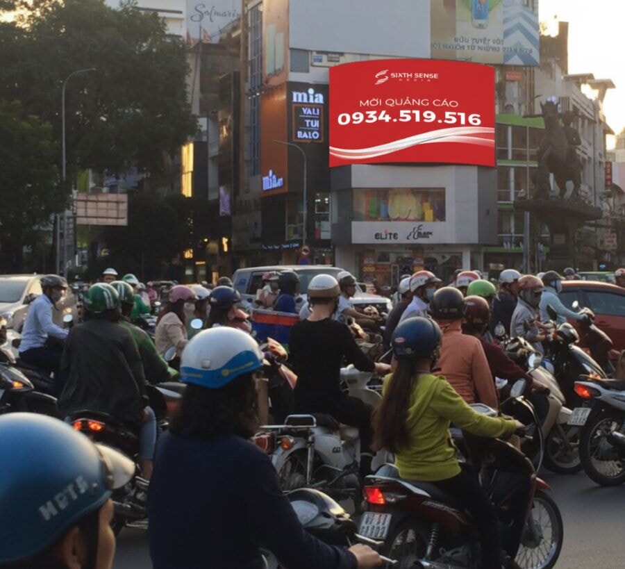 Led Nga 6 Phu Dong 1