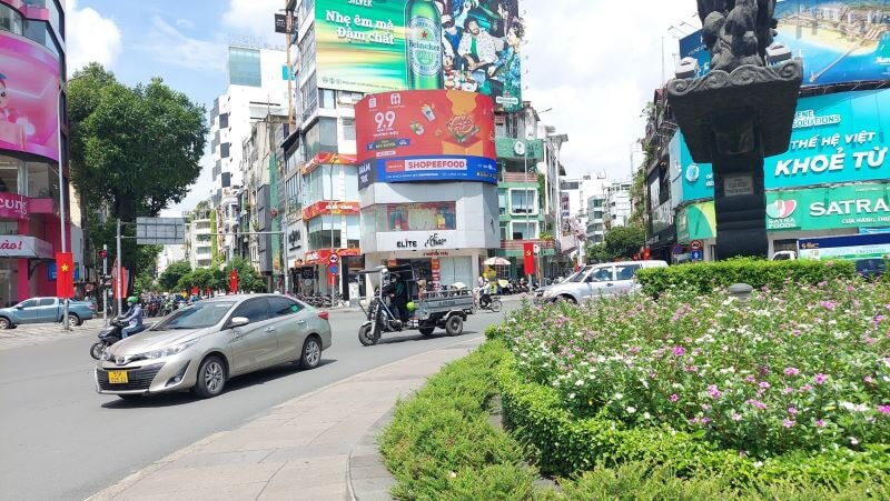 Led Nga 6 Phu Dong 3