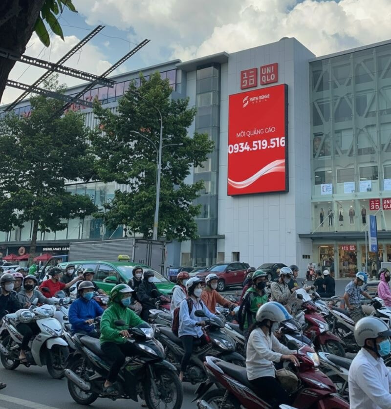 Led Vincom Phan Van Tri 2