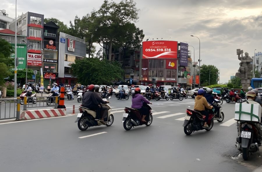 Led Vong Xoay Ly Thai To 3