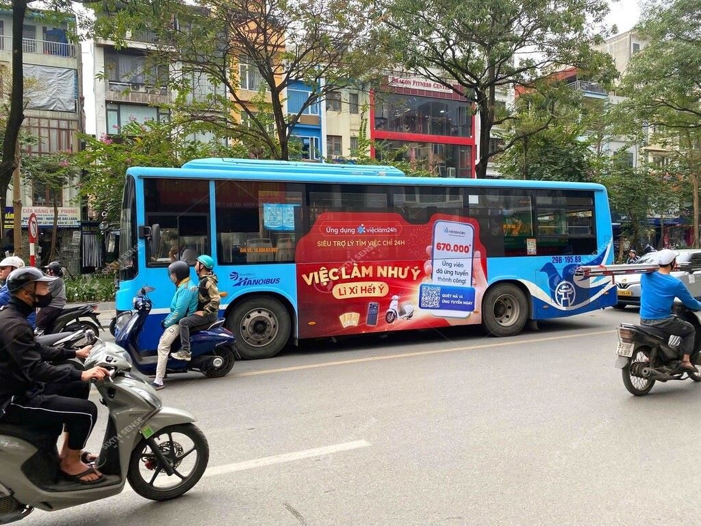 Viec Lam 24h Do Ruc Xuong Pho Ha Noi Bang Quang Cao Xe Bus 10