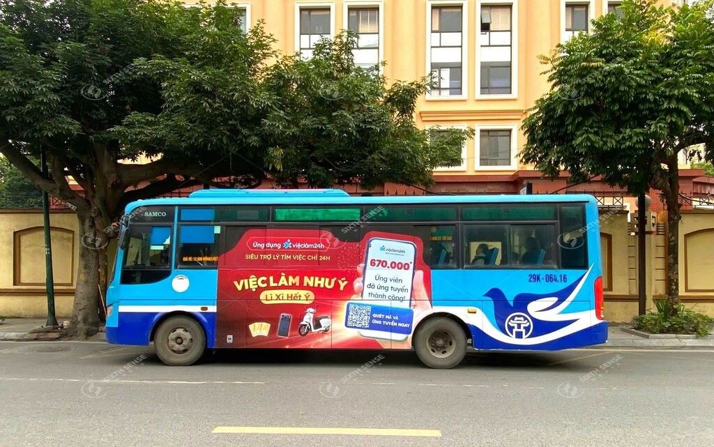 Viec Lam 24h Do Ruc Xuong Pho Ha Noi Bang Quang Cao Xe Bus 4