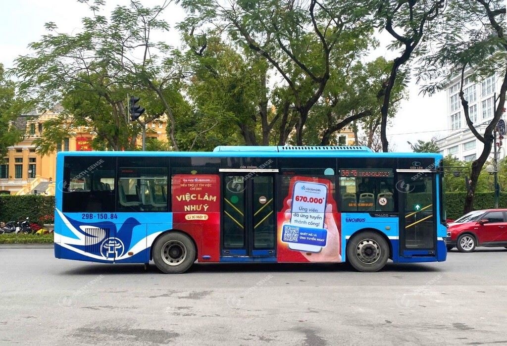 Viec Lam 24h Do Ruc Xuong Pho Ha Noi Bang Quang Cao Xe Bus 5