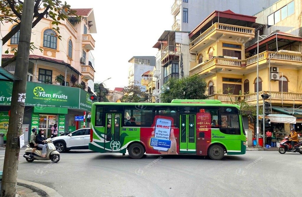 Viec Lam 24h Do Ruc Xuong Pho Ha Noi Bang Quang Cao Xe Bus 6