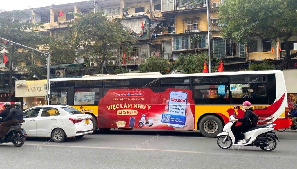 Viec Lam 24h Do Ruc Xuong Pho Ha Noi Bang Quang Cao Xe Bus 8