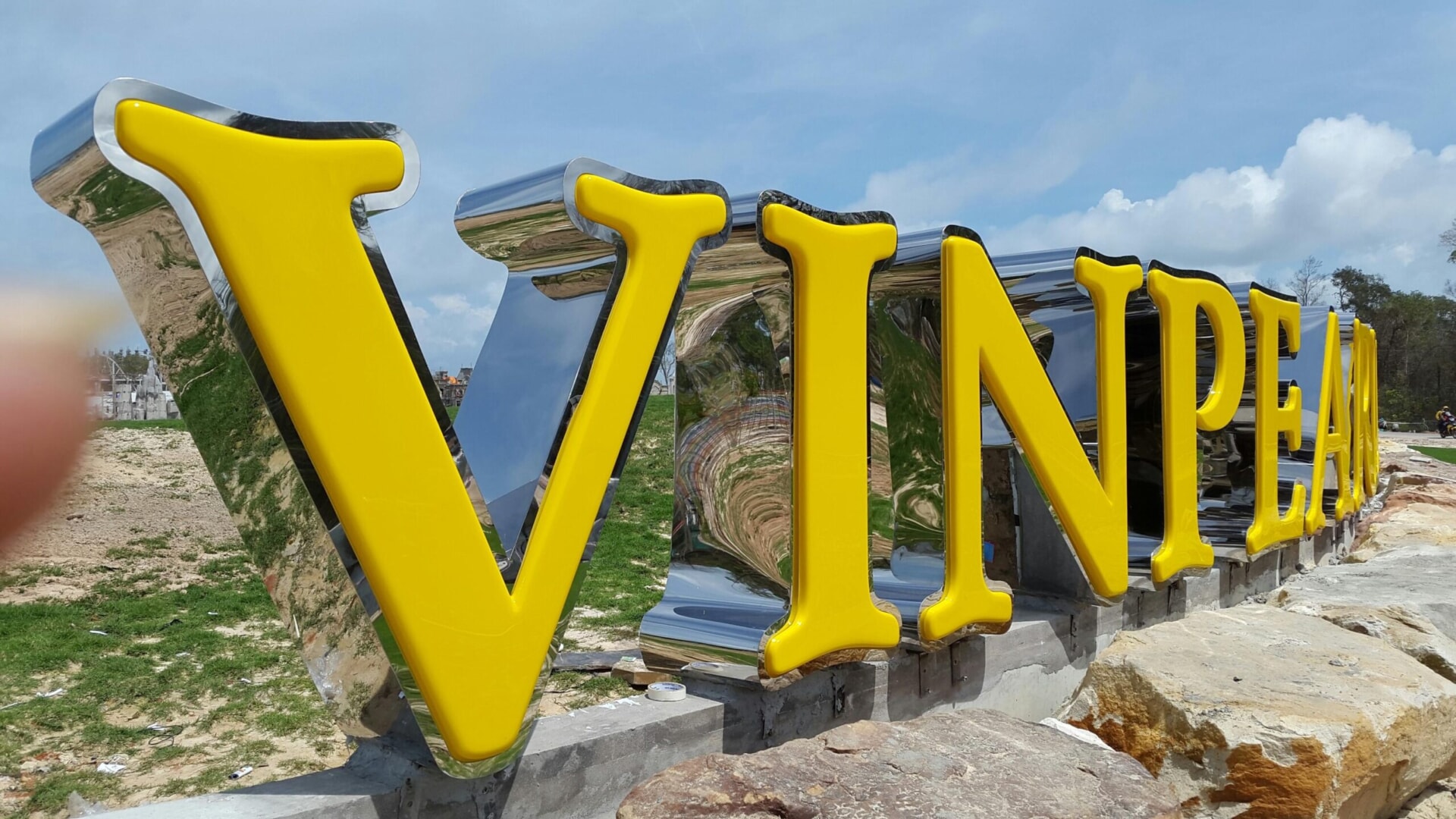 Biển vẫy hình tròn