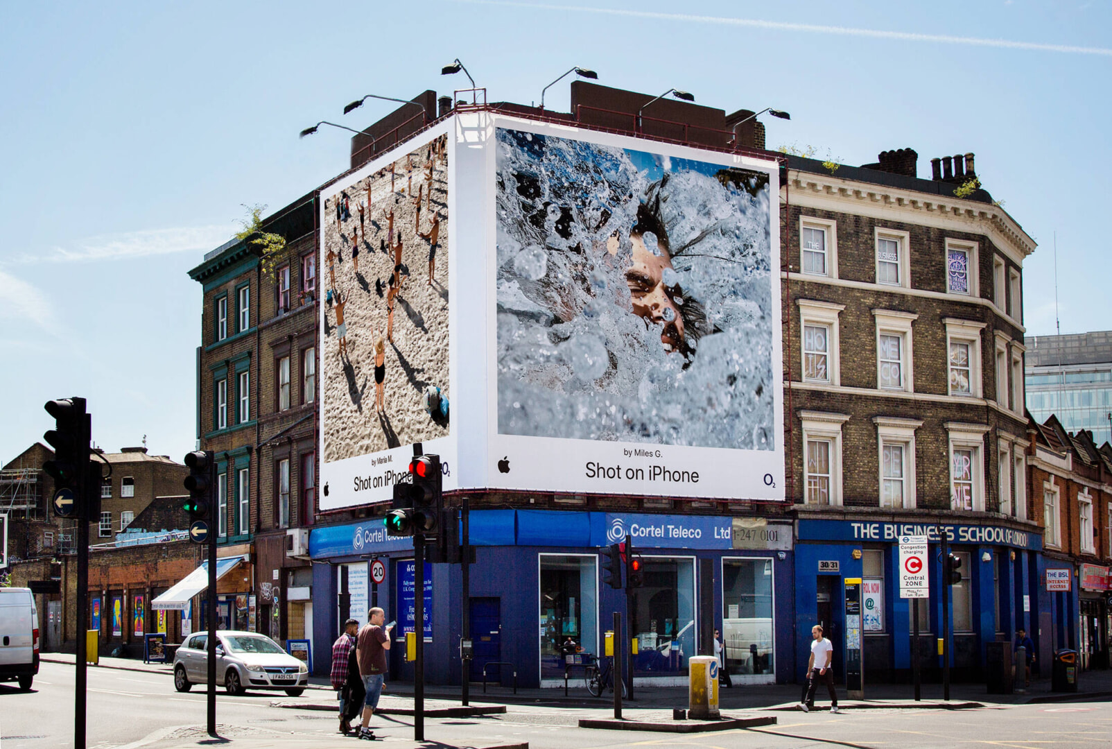 #26. Biển quảng cáo ngoài trời với Shot on iPhone 