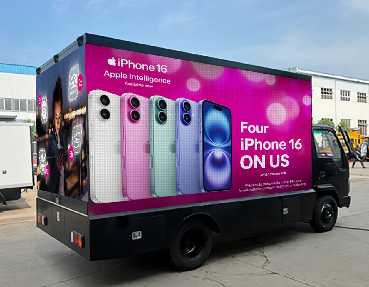 #27. Biển quảng cáo ngoài trời trên xe tải nổi bật các dòng màu của iPhone 16 