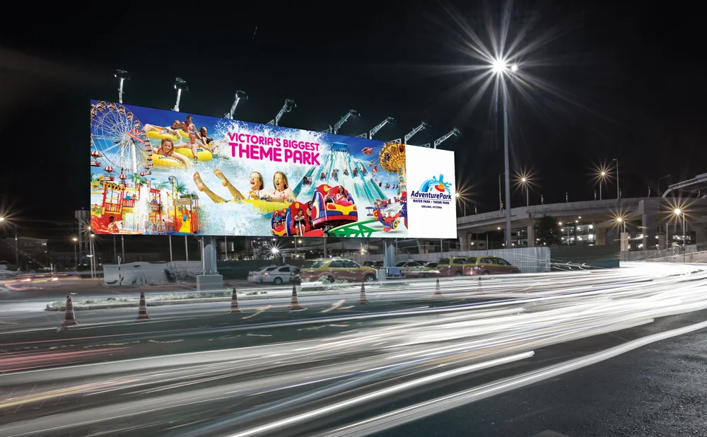 Biển quảng cáo ngoài trời sống động từ các trò chơi giải trí