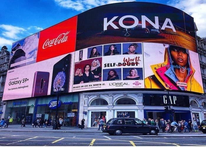 #86. Biển quảng cáo ngoài trời tổng hợp của các nhãn hàng, thương hiệu, nổi tiếng trên thế giới (Nguồn: Internet)