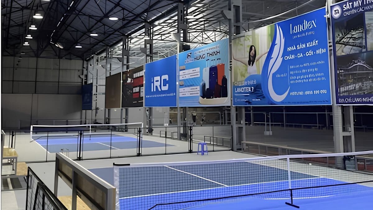 Ưu Điểm Của Biển Quảng Cáo Sân Pickleball- Tăng Tần Suất Nhận Diện Thương Hiệu