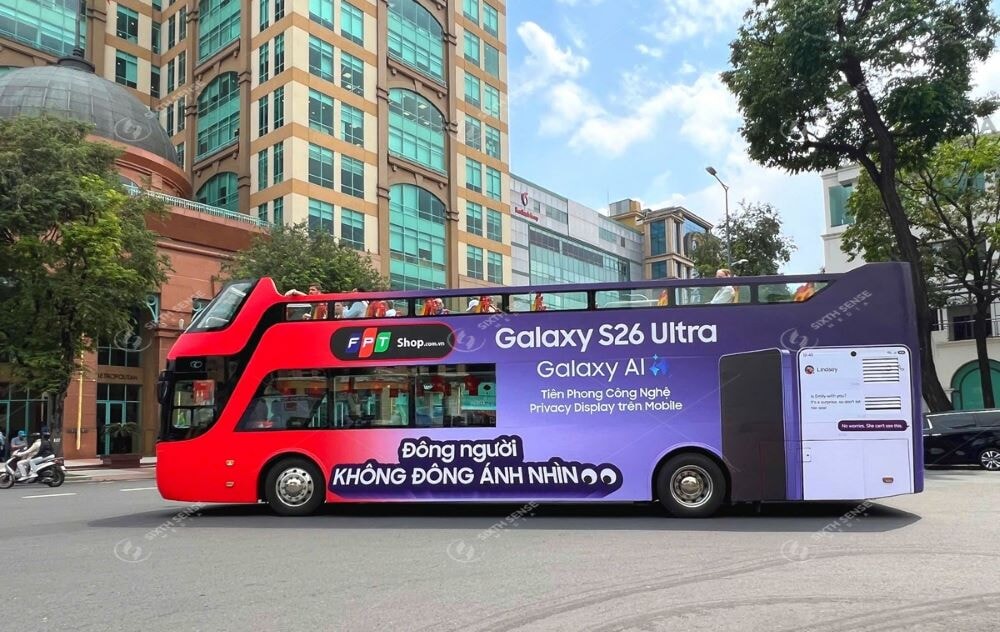Roadshow Xe Bus 2 Tang Quang Ba Samsung Galaxy S26 Ultra Tai Tp Hcm 10
