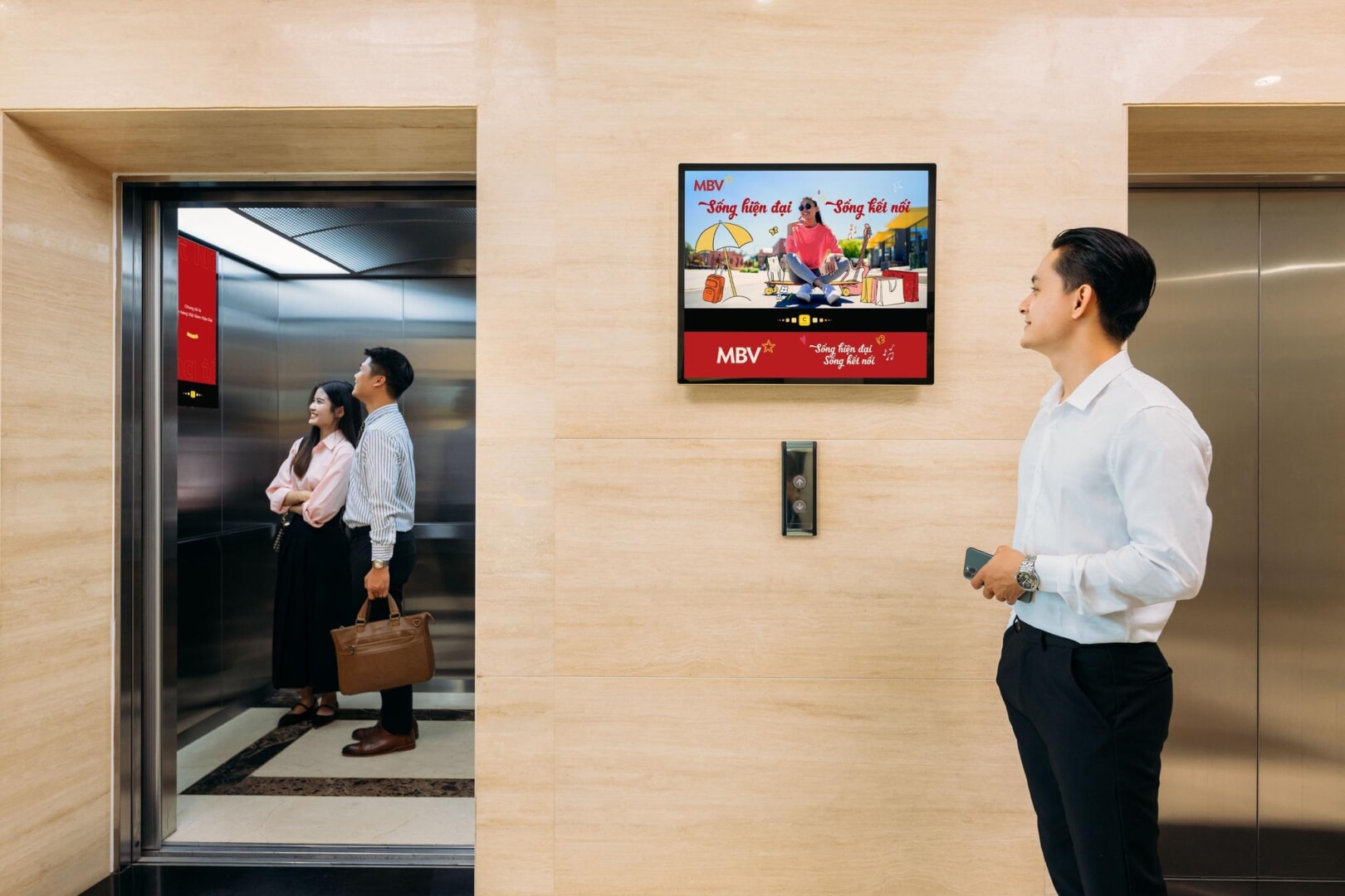 Frame quảng cáo đặt trong chung cư