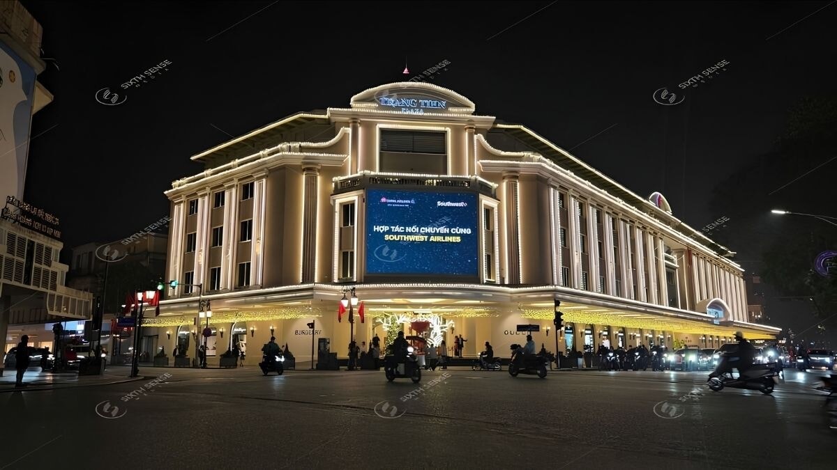 Giá màn hình LED quảng cáo ngoài trời