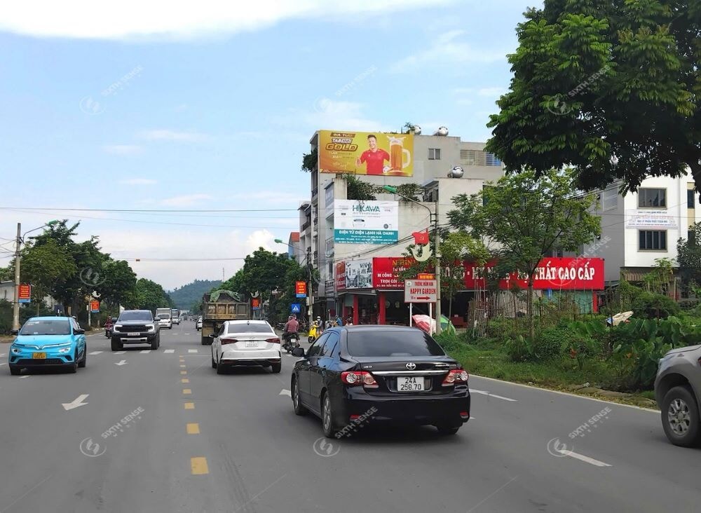 Bia Tuoi Tab100 Khang Dinh Vi The Voi He Thong Pano Quang Cao Da Tinh Thanh 2