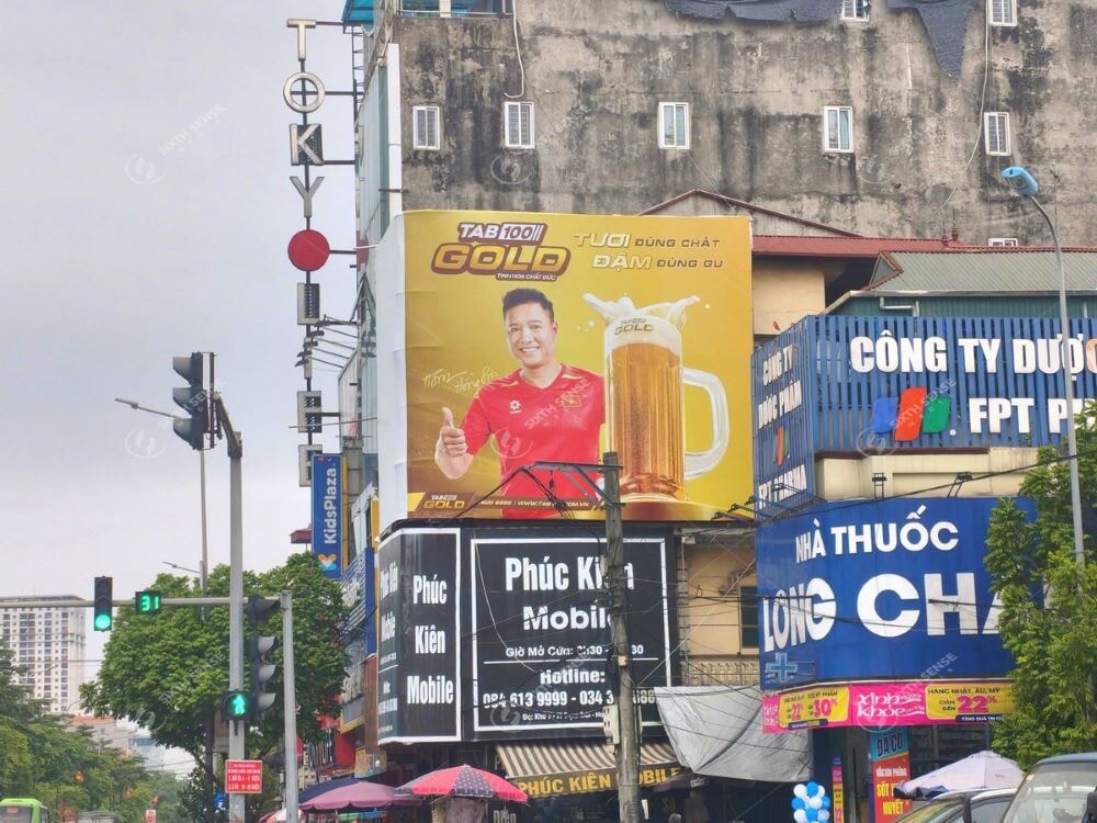 Bia Tuoi Tab100 Khang Dinh Vi The Voi He Thong Pano Quang Cao Da Tinh Thanh 7